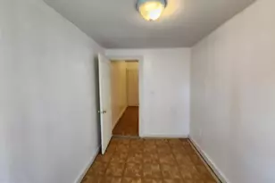 2142 W Fayette St, Baltimore, MD 21223 - Photo 17
