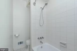 109 Scott St, Baltimore, MD 21201 - Photo 15