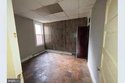 1622 Ruxton Avenue, Baltimore, MD 21216 - Photo 17