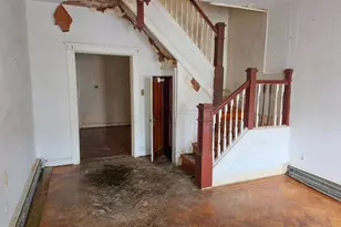 1622 Ruxton Ave, Baltimore, MD 21216 - Photo 3
