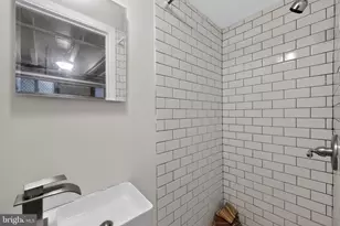515 N Linwood Ave, Baltimore, MD 21205 - Photo 25