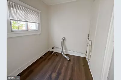 411 N Edgewood Street, Baltimore, MD 21229 - Photo 11