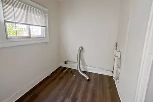 411 N Edgewood St, Baltimore, MD 21229 - Photo 11