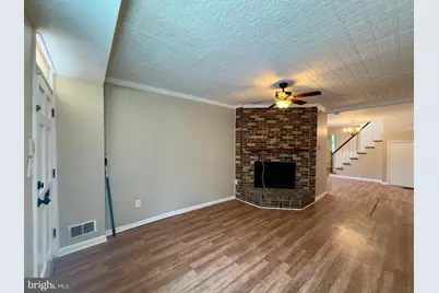 678 Melvin Drive, Baltimore, MD 21230 - Photo 3