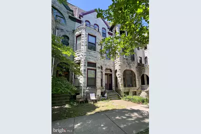 1512 W Mount Royal Avenue #1R, Baltimore, MD 21217 - Photo 1