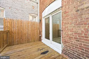 665 Dumbarton Ave, Baltimore, MD 21218 - Photo 17