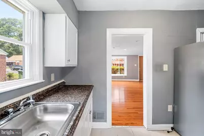 5619 Groveland Avenue, Baltimore, MD 21215 - Photo 13