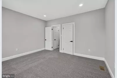 2605 E Hoffman Street, Baltimore, MD 21213 - Photo 15