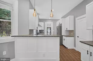 214 S Augusta Ave, Baltimore, MD 21229 - Photo 19
