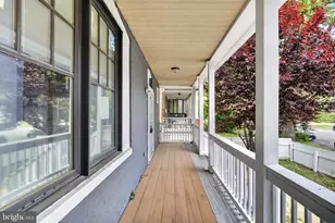 214 S Augusta Ave, Baltimore, MD 21229 - Photo 9