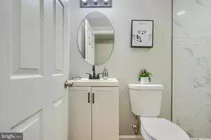 3023 W Garrison Ave, Baltimore, MD 21215 - Photo 37