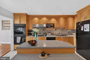 10 E Lee St, Baltimore, MD 21202 - Photo 5