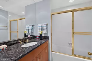 10 E Lee St, Baltimore, MD 21202 - Photo 23