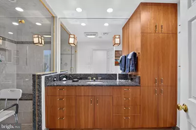 10 E Lee Street #1701, Baltimore, MD 21202 - Photo 17