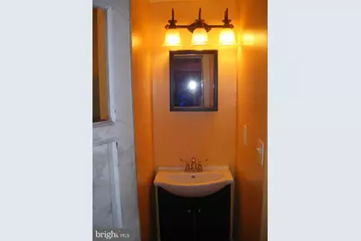 2316 E Fairmount Avenue, Baltimore, MD 21224 - Photo 3