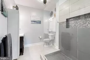 216 S Highland Ave, Baltimore, MD 21224 - Photo 27