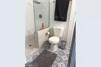 2220 Fleet Street, Baltimore, MD 21231 - Photo 9