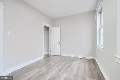 240 N Monastery Avenue, Baltimore, MD 21229 - Photo 25