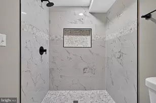 2820 Auchentoroly Terrace, Baltimore, MD 21217 - Photo 23