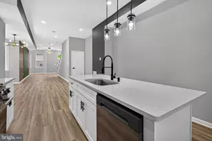 2820 Auchentoroly Terrace, Baltimore, MD 21217 - Photo 3