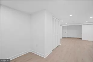 21 S Monastery Ave, Baltimore, MD 21229 - Photo 27