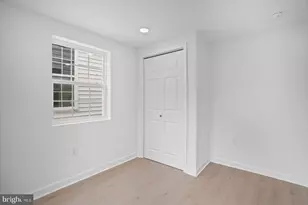 21 S Monastery Ave, Baltimore, MD 21229 - Photo 23