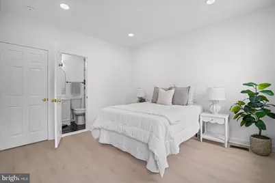 21 Monastery Avenue, Baltimore, MD 21229 - Photo 17