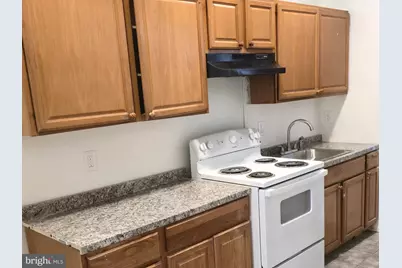 37 S Highland Avenue, Baltimore, MD 21224 - Photo 5