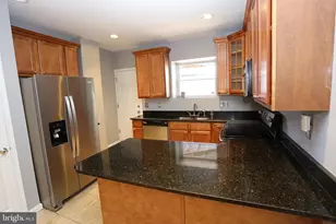 524 S Bouldin St, Baltimore, MD 21224 - Photo 5