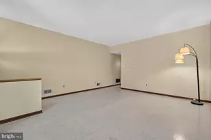 1201 Argyle Ave, Baltimore, MD 21217 - Photo 9