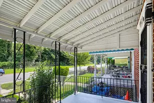 5561 Kennison Ave, Baltimore, MD 21215 - Photo 3