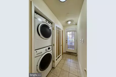 2401 Brookfield Avenue #C4, Baltimore, MD 21217 - Photo 5