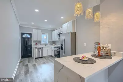 110 N Lakewood Avenue, Baltimore, MD 21224 - Photo 13