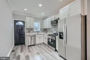 110 N Lakewood Ave, Baltimore, MD 21224 - Photo 15