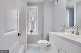 110 N Lakewood Ave, Baltimore, MD 21224 - Photo 29