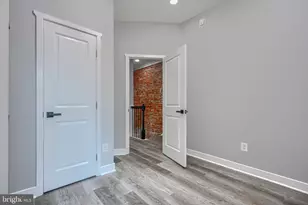 110 N Lakewood Ave, Baltimore, MD 21224 - Photo 23