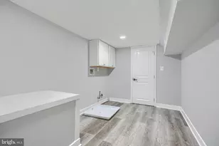 110 N Lakewood Ave, Baltimore, MD 21224 - Photo 43