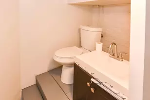 516 S Highland Ave, Baltimore, MD 21224 - Photo 31