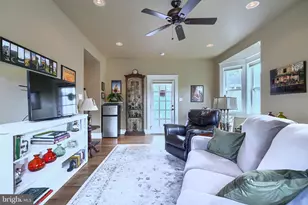 3106 Parkside Dr, Baltimore, MD 21214 - Photo 33