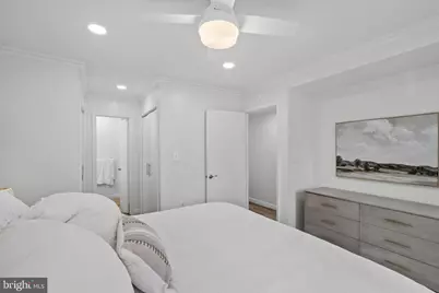 22 W Hill Street #R 11, Baltimore, MD 21230 - Photo 27