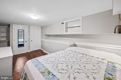 808 S Linwood Avenue, Baltimore, MD 21224 - Photo 13