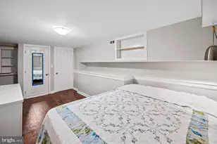 808 S Linwood Ave, Baltimore, MD 21224 - Photo 13