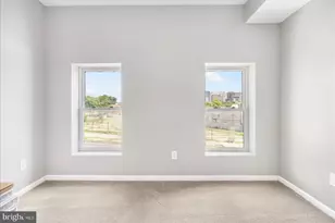 922 N Caroline St, Baltimore, MD 21205 - Photo 15