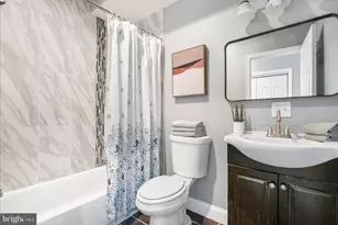 922 N Caroline St, Baltimore, MD 21205 - Photo 19