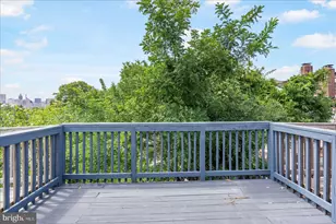 922 N Caroline St, Baltimore, MD 21205 - Photo 25