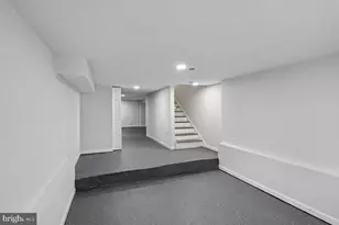 2615 Monument St, Baltimore, MD 21205 - Photo 29