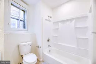 517 E 38th St, Baltimore, MD 21218 - Photo 13