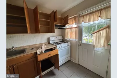 4926 Schaub Avenue, Baltimore, MD 21206 - Photo 9