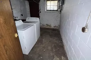 13 S Rosedale St, Baltimore, MD 21229 - Photo 9