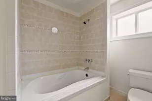 917 Chauncey Ave, Baltimore, MD 21217 - Photo 57